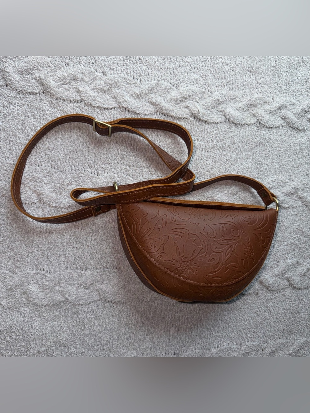 Portland Leather Goods Small Koala Sling Bag in Meadow Print Leather Crossbody